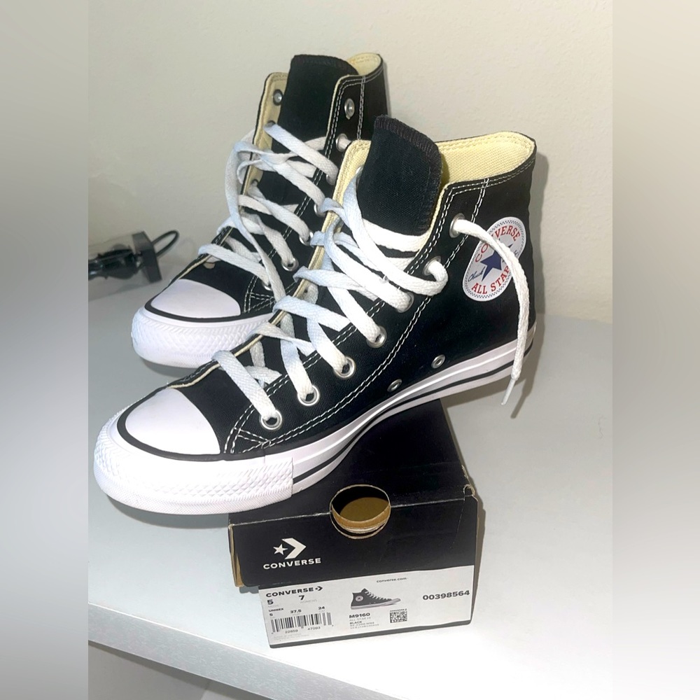 Converse high tops black and white NEW